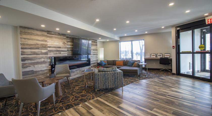 Comfort Inn Montreal Aeroport Pointe-Claire Luaran gambar
