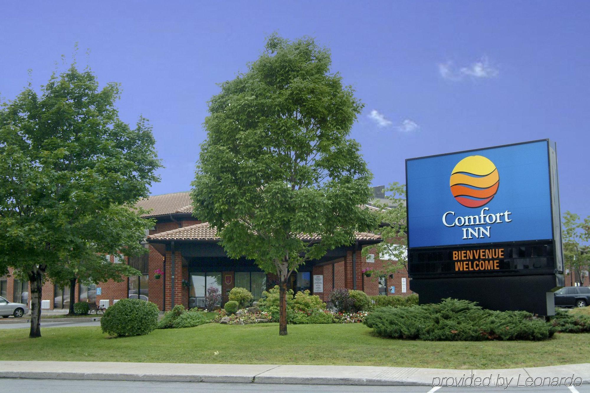 Comfort Inn Montreal Aeroport Pointe-Claire Luaran gambar