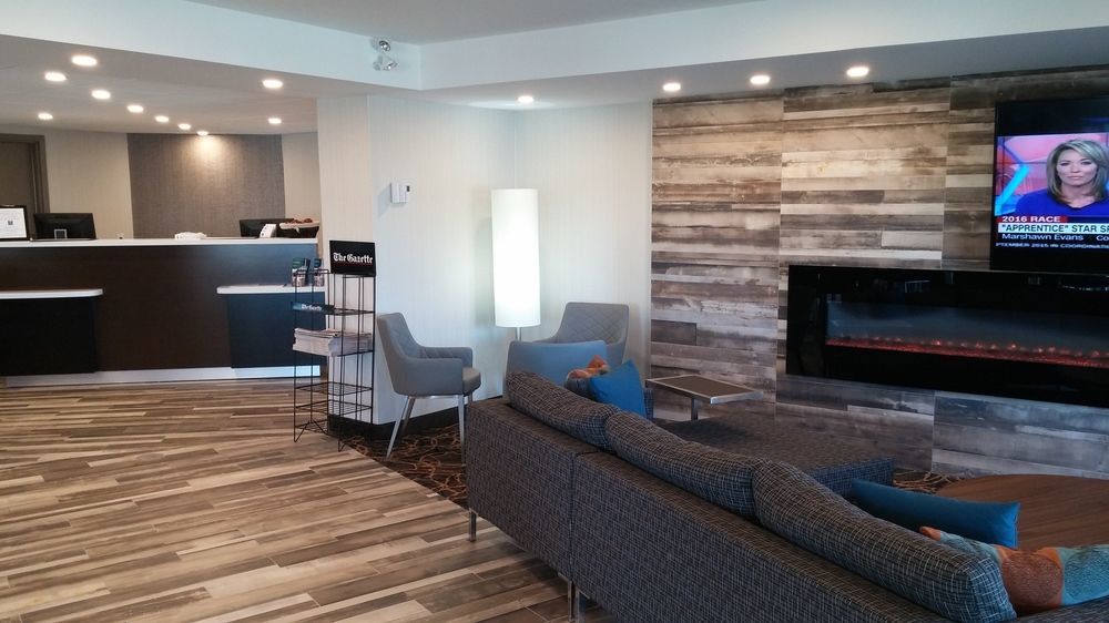Comfort Inn Montreal Aeroport Pointe-Claire Luaran gambar
