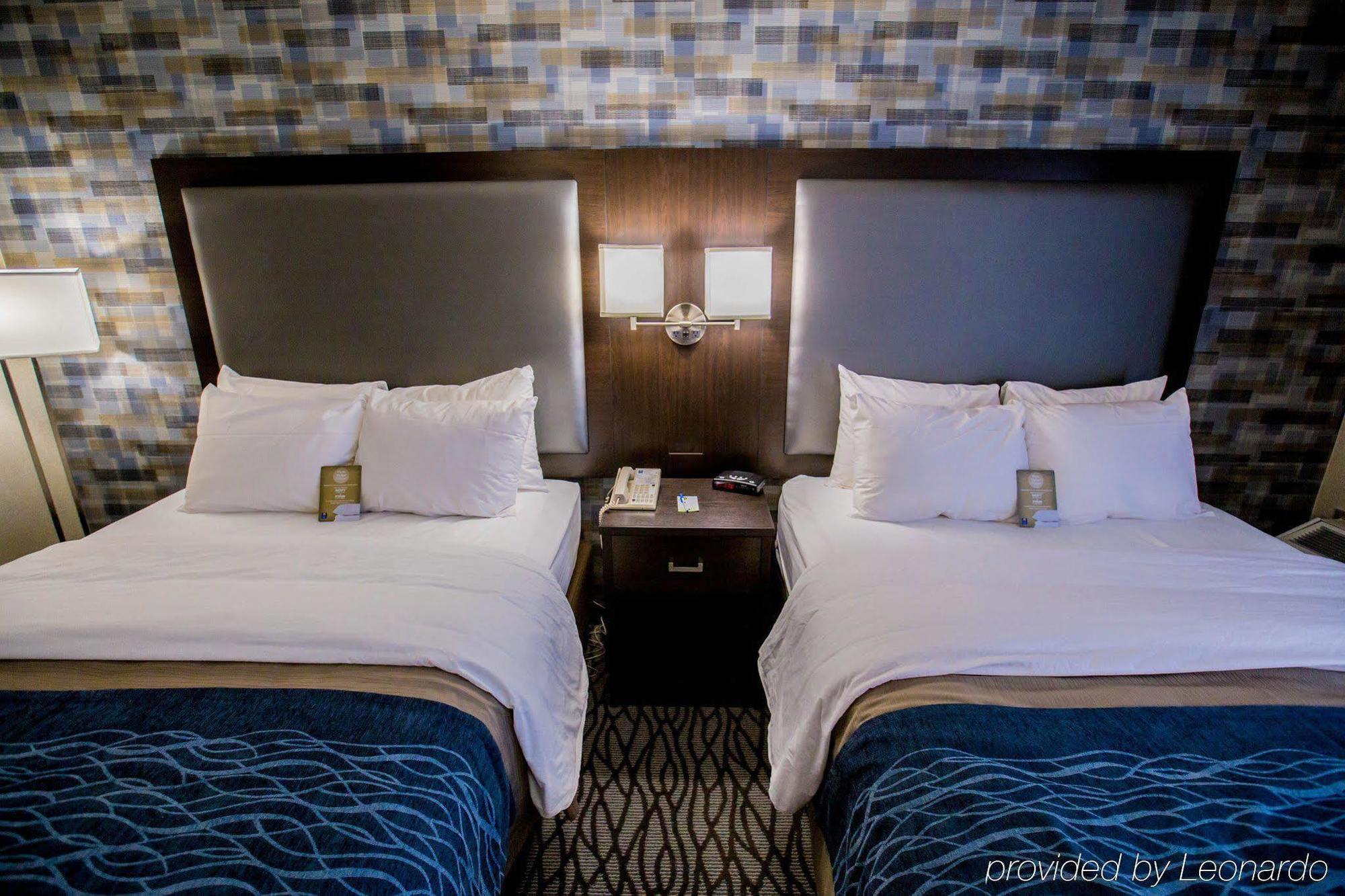 Comfort Inn Montreal Aeroport Pointe-Claire Luaran gambar