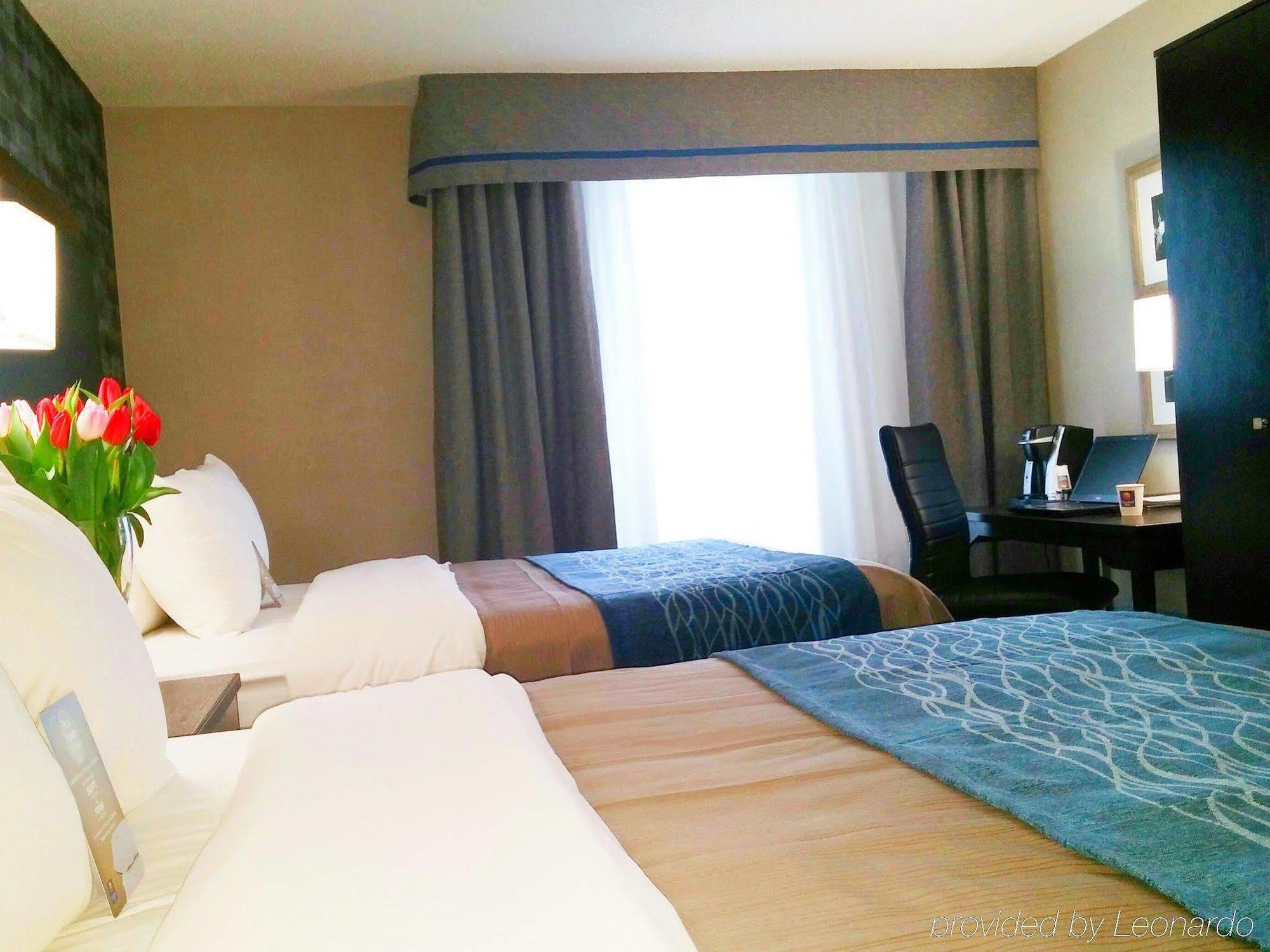 Comfort Inn Montreal Aeroport Pointe-Claire Luaran gambar