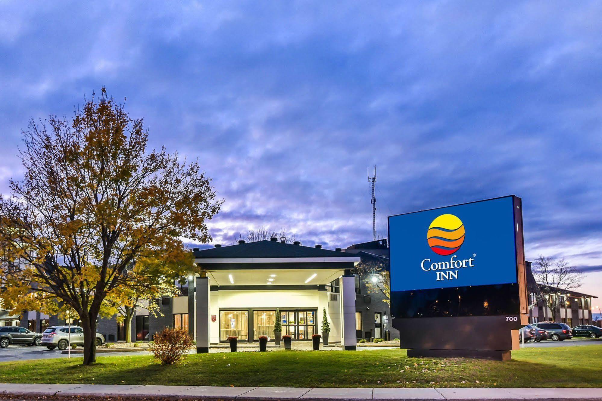 Comfort Inn Montreal Aeroport Pointe-Claire Luaran gambar