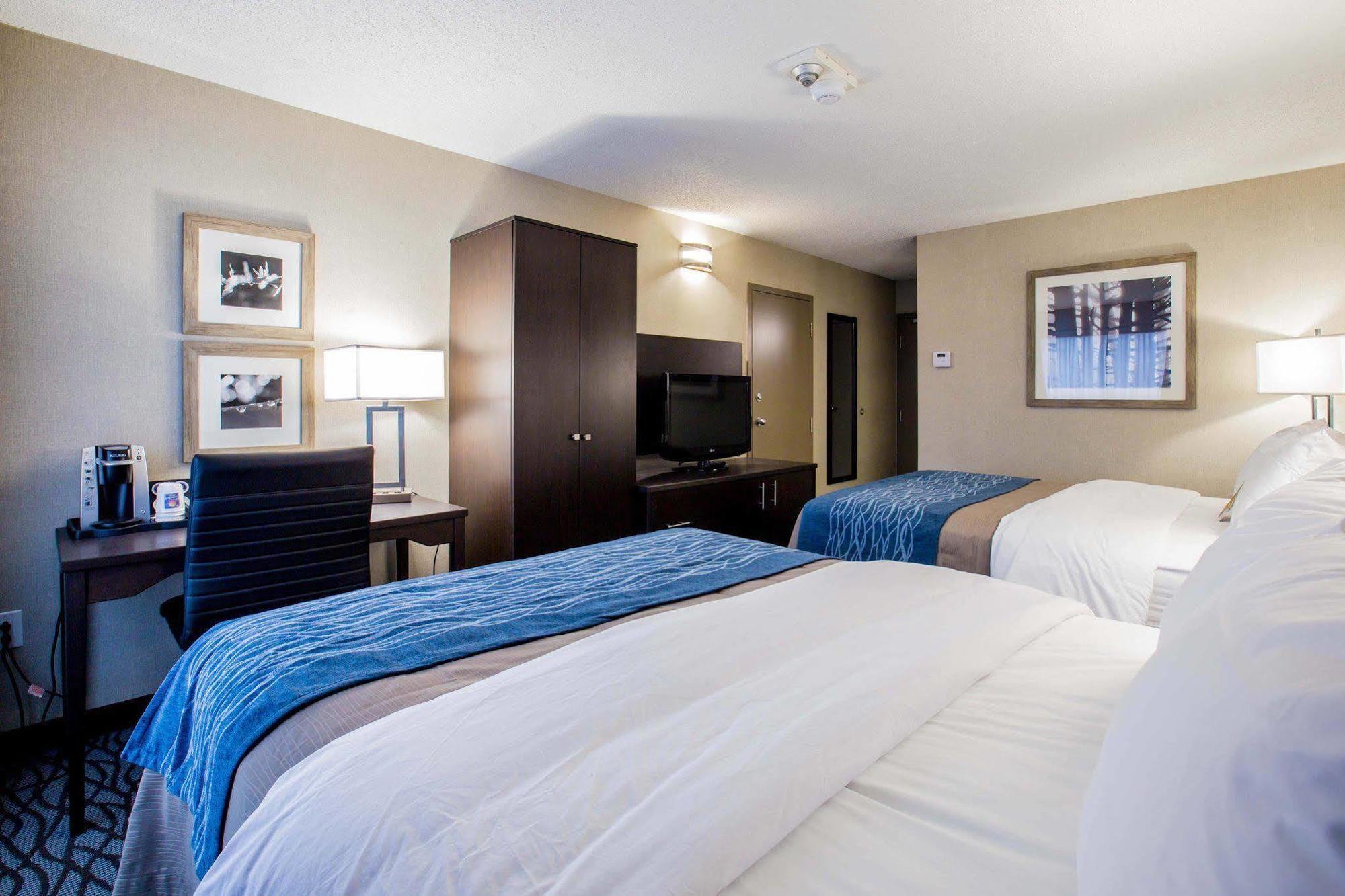 Comfort Inn Montreal Aeroport Pointe-Claire Luaran gambar